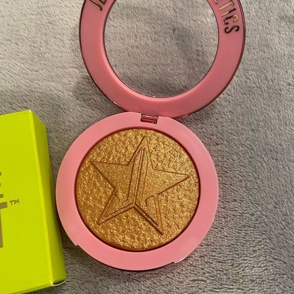 Jeffree Star supreme frost caramel kiss. BNIB completely sold out. - Picture 7 of 7